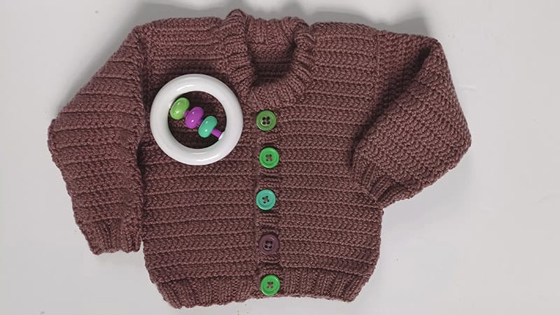 bruin babyvestje haken